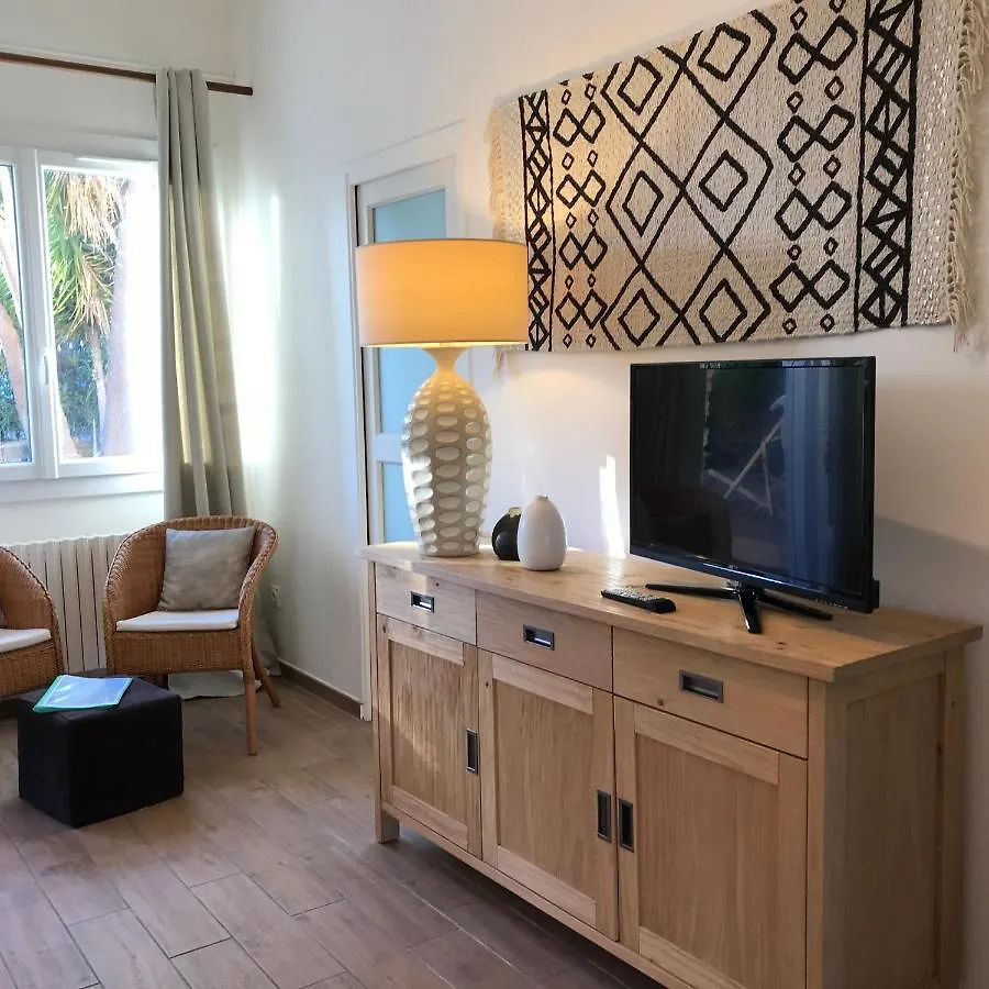 Apartment Villa Du Golfe T3 En Bord De Plage La Ciotat