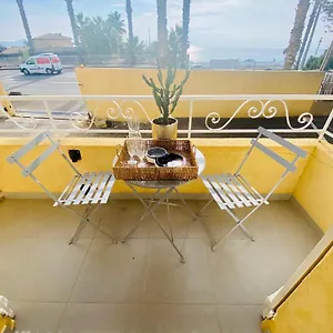 Appartement Vue Emplacement Exceptionnel Avec Parking, La Ciotat