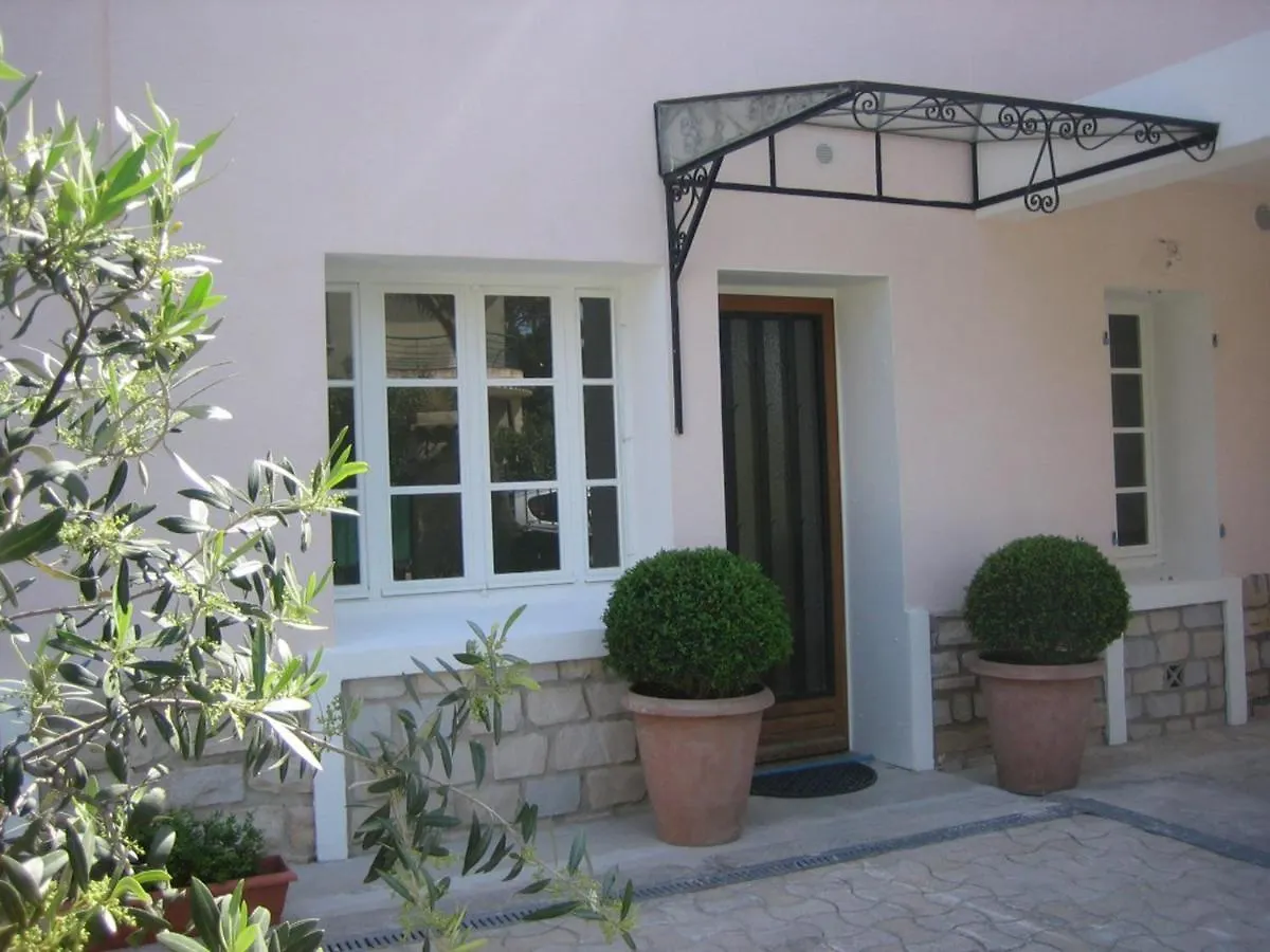 Villa Du Golfe T3 En Bord De Plage La Ciotat France