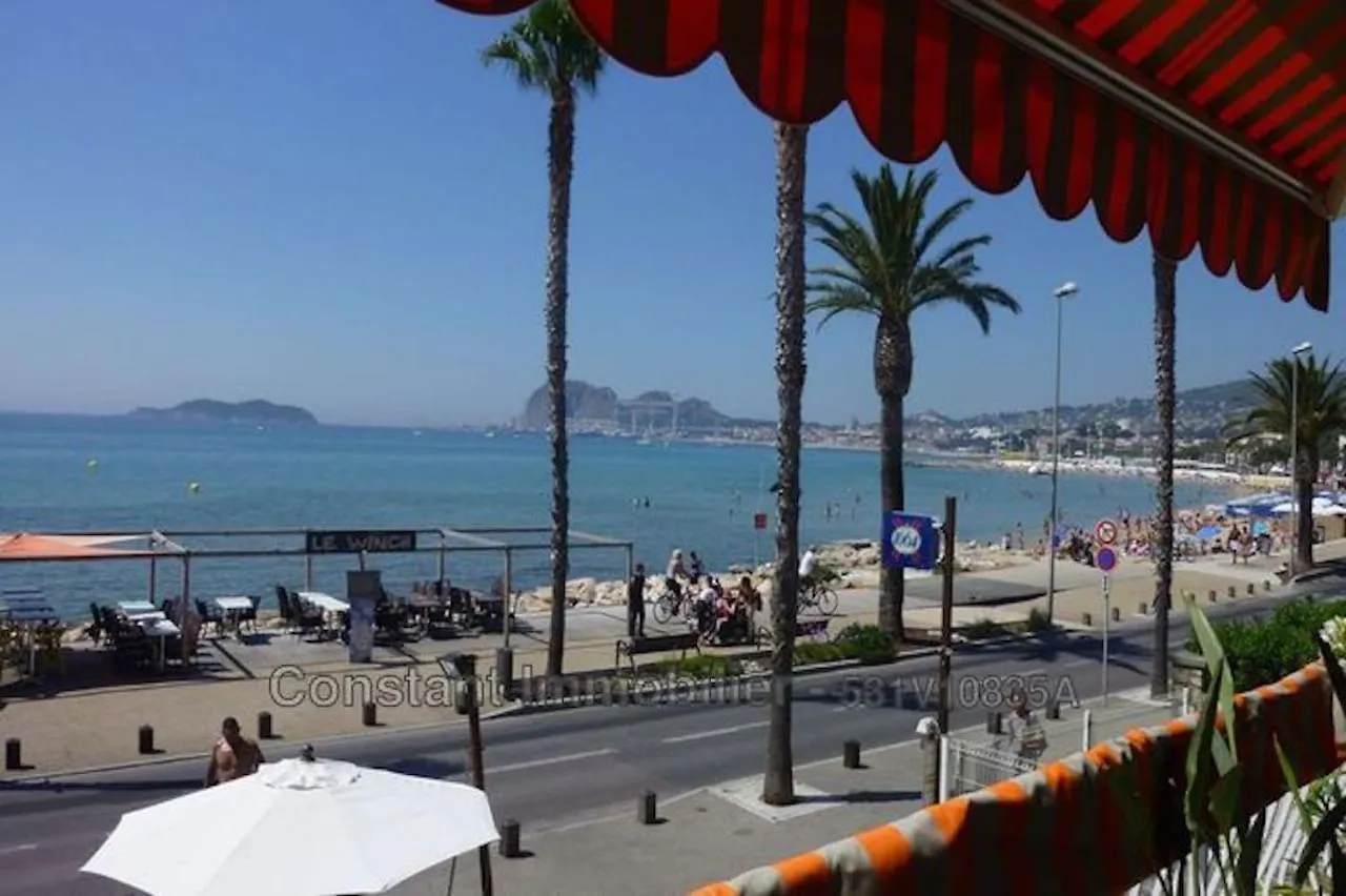 Διαμέρισμα Villa Du Golfe T3 En Bord De Plage Λα Σιοτά